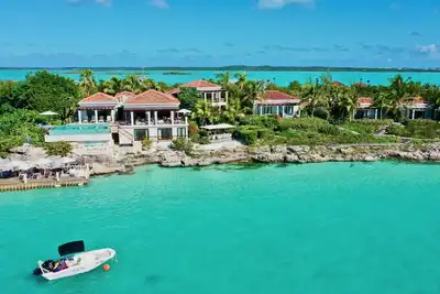 Image de Deja Blu -  Private Luxury Oceanfront Compound