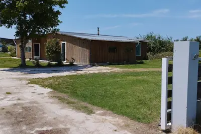 Image de cabane de l'estuaire de la Gironde piscine et spa