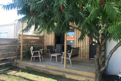 Image de Charmante petite maison en bois indépendante