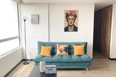 ✪ Beautiful Apartment! Great View, Best Location