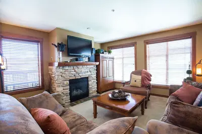 Image de 3409 - Two Bedroom Deluxe Powderhorn Lodge by RedAwning
