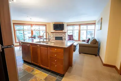 Image de 3305 - Two Bedroom Deluxe Powderhorn Lodge by RedAwning