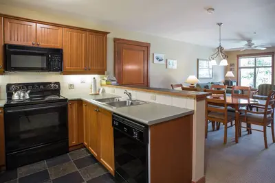 Image de 2211 - Two Bedroom Standard Eagle Springs East by RedAwning