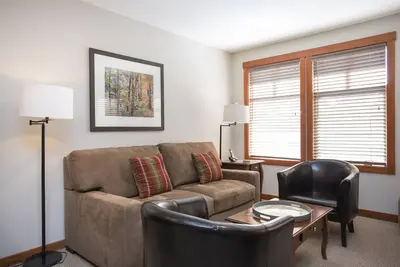 Image de 2403 - Two Bedroom Standard Eagle Springs East by RedAwning