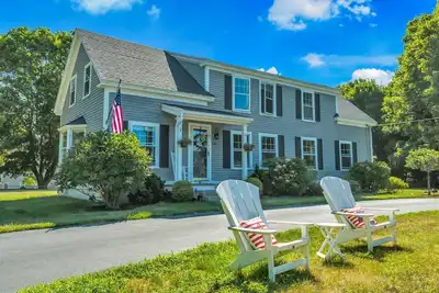 Image de Kennebunk's Charming Beach Home
