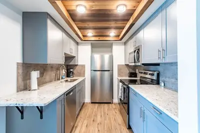 Image de Modern, Rustic 2 Bed/1 bath 6 blocks from Mayo