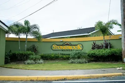 Image de Sea Breeze Villa at Falmouth minutes from Montego bay