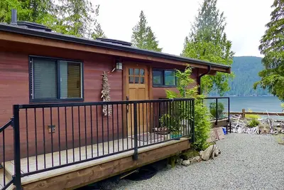 Image de Tiltin Hilton- Ocean View - Pet Friendly - sleep 4