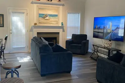 Image de Cozy Home minutes from Helen! Enjoy Ping Pong and Shaved Ice