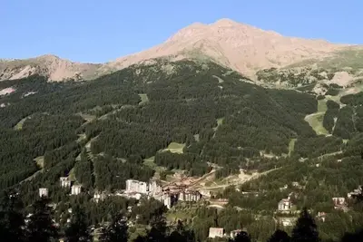 Image de Beau studio idéalement situé, à deux pas du centre