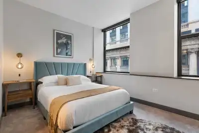 Image de Downtown Luxury + Unmatched Comfort