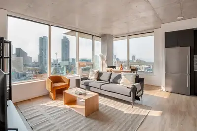 Amazing South Lake Union 2br w/ W/D & Roof, nr Lake Union, by Blueground