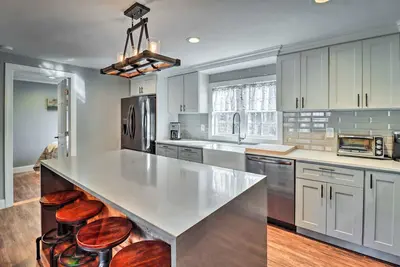 Image de Cozy, Dog-Friendly Arrowhead Lake Cottage