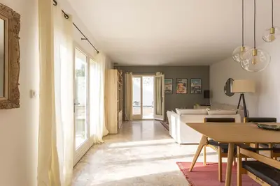 Image de Maison de village avec piscine dans les Alpilles