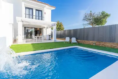 Pareado con Piscina en el Rompido