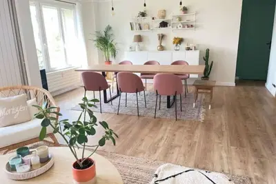 Image de Magnifique appartement vue mer à 5 min de la plage!