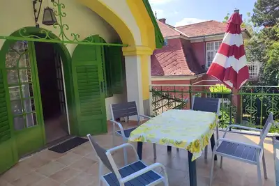 Image de Appartement de vacances près du port de plaisance