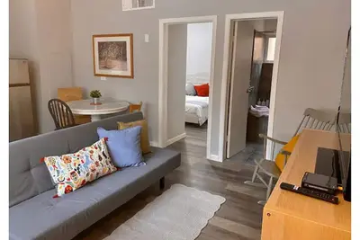 Image de Lindo depa remodelado, tranquilo y centrico!