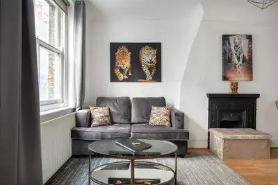 Image de | Gorgeous AirCondisioned One Bed in the Heart of Central London|