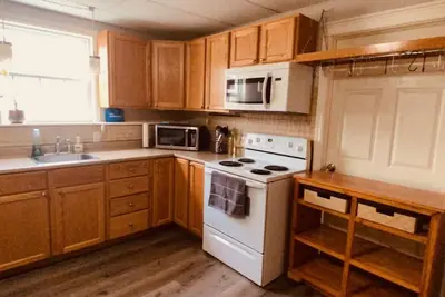 Image de Beautiful spacious suite close to great hiking, Atv, Snowmobile trails.