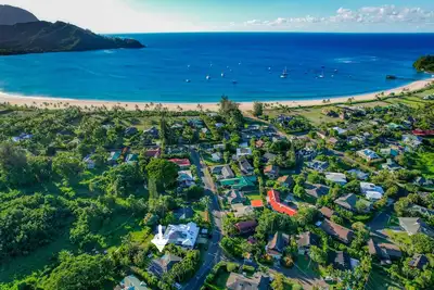 Image de Fabulous 3 br 6 Hanalei Home just steps to the beach!