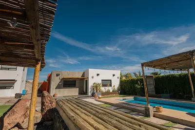 Image de 2 bedroom/pool/palapa/barbecue/patio/pickleball-big patio-mountain views.