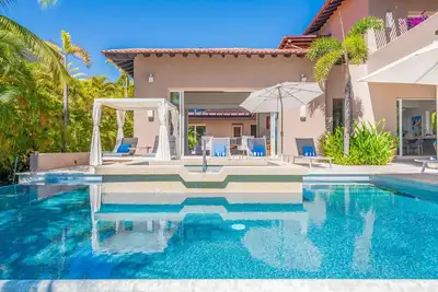 Image de Villa Diamante in El Encanto by Mita Residential. Ocean view, Pool