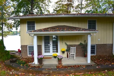 Secluded / Private Lake Getaway