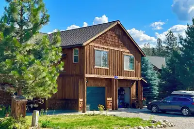 Image de Wildflower Condo is Close to Town and Ski Trailhead!
