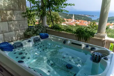 Image de Holiday Home Ivana - Three Bedroom holiday Home with Jacuzzi, Terrace and Sea view