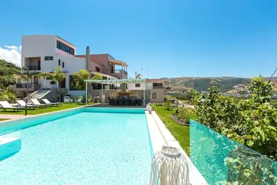 Image de Villa Anemeli | Infinity pool, sea view close to the city, Elite Crete Ii