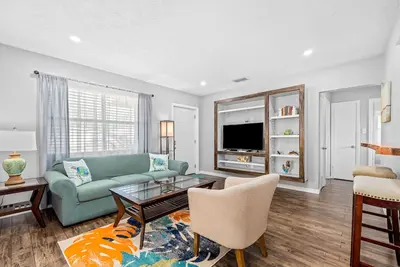 Image de Updated, dog-friendly home with fenced yard, koi pond, firepit, & W/D