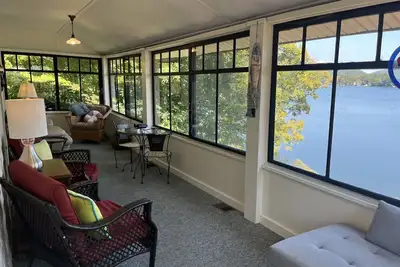 Colone Cottage, Goodyear Lake, swimming, fishing, 3 kayaks, captivating view
