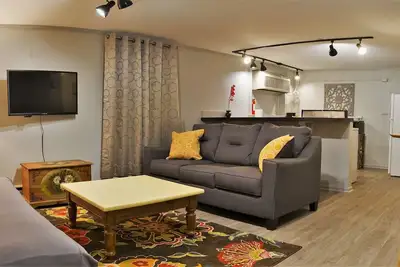 Image de #2 of 11 Units in Village of Cooperstown Apt Bldg