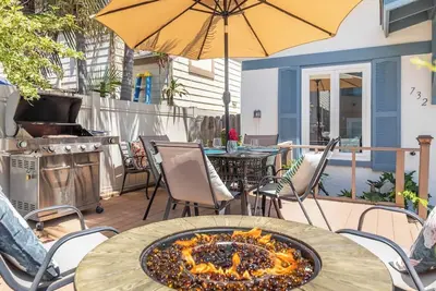 Image de Holiday@Jamaica Beach Cottage-steps to the beach!