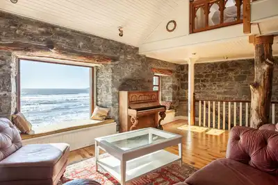 Image de Cross Seas House - Ireland's Closest House to the Sea, Cross Seas - 2 Bedrooms: 1 Double Rooms, 1 T
