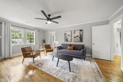 Image de Cozy 2br Cottage in Downtown Warm Springs (A)