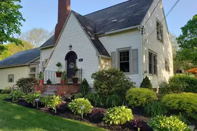 Garden House - Close to All Star Village, beautiful gardens, game room