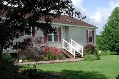 Image de Grandview Private 2 room suite, 5 minutes to Dreams Park, close to town