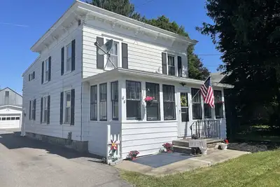 Image de The Luey House - New renovation in Oneonta 5 bedrooms, 2 bath rental.