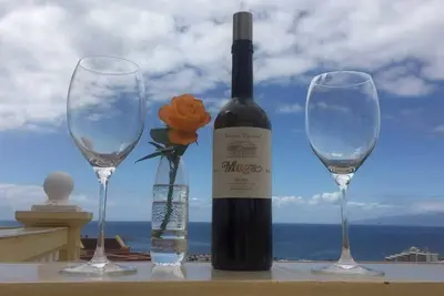 Image de Appartement exclusif Las Americas avec vue sur la mer, piscine partagée et Wi-Fi.