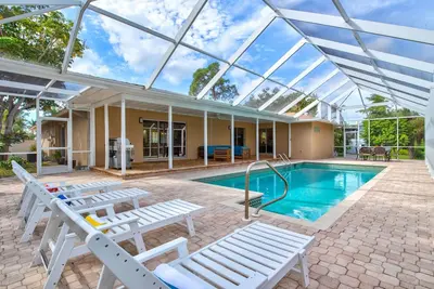 Image de Palma Sola Bay Gem – Heated Pool Near Img!