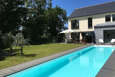 Image de Villa ensoleillée au calme Saint-Lunaire / Dinard avec piscine à 5mn des plages