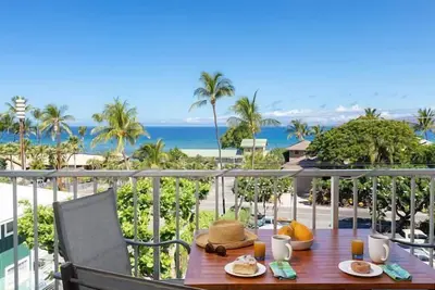 Image de Coral Dreams Condo- Amazing Ocean Views! Newly Renovated Top Corner Condo!