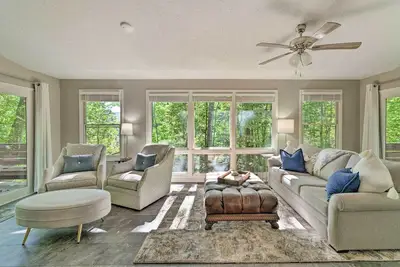 Image de Peaceful Moravian Falls Cabin Near Fishing!