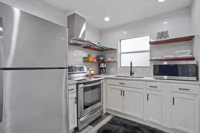 Image de Conveniently located 3/1 house near downtown Dallas