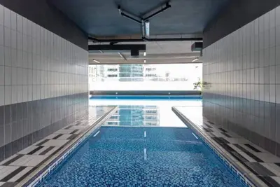 Image de 2 Bedroom Apt with three King Beds for 6 guests.