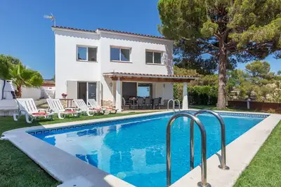 Image de Magnifique maison de vacances privée avec piscine privée, Wifi, Tv, patio et parking