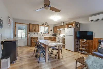 Image de Mr. Gnomerson’s Hideaway | 3 Bed, 2 Bath