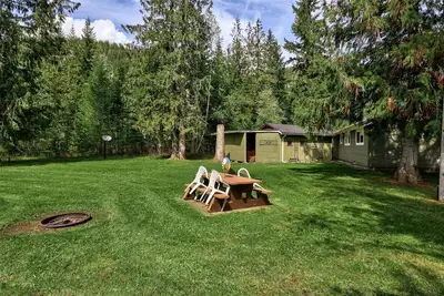 Image de Cozy Private Cottage Near Lake!